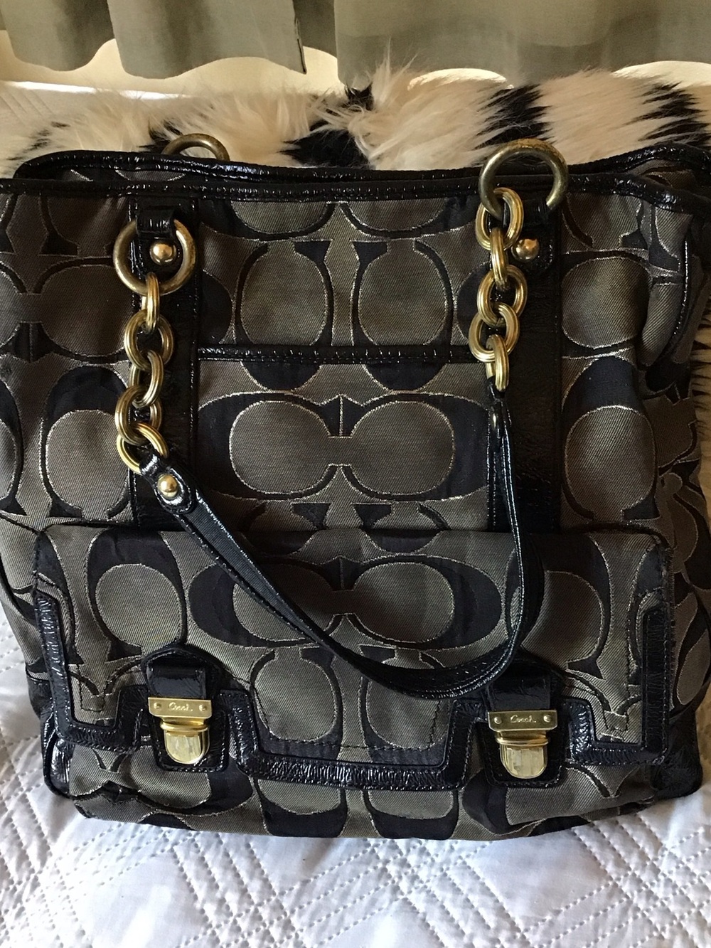 Coach Signature Canvas Tote Bag in Khaki/Black